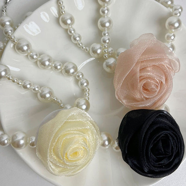 Flower and Irregular Natural Freshwater Pearl Necklace