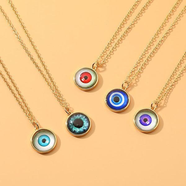 Round devil eye pendant necklace