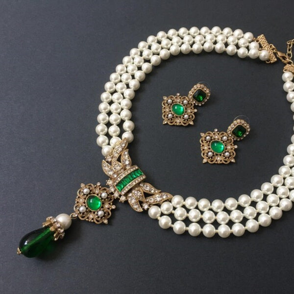 Vintage Green Agate & Pearl Necklace & Earrings Set